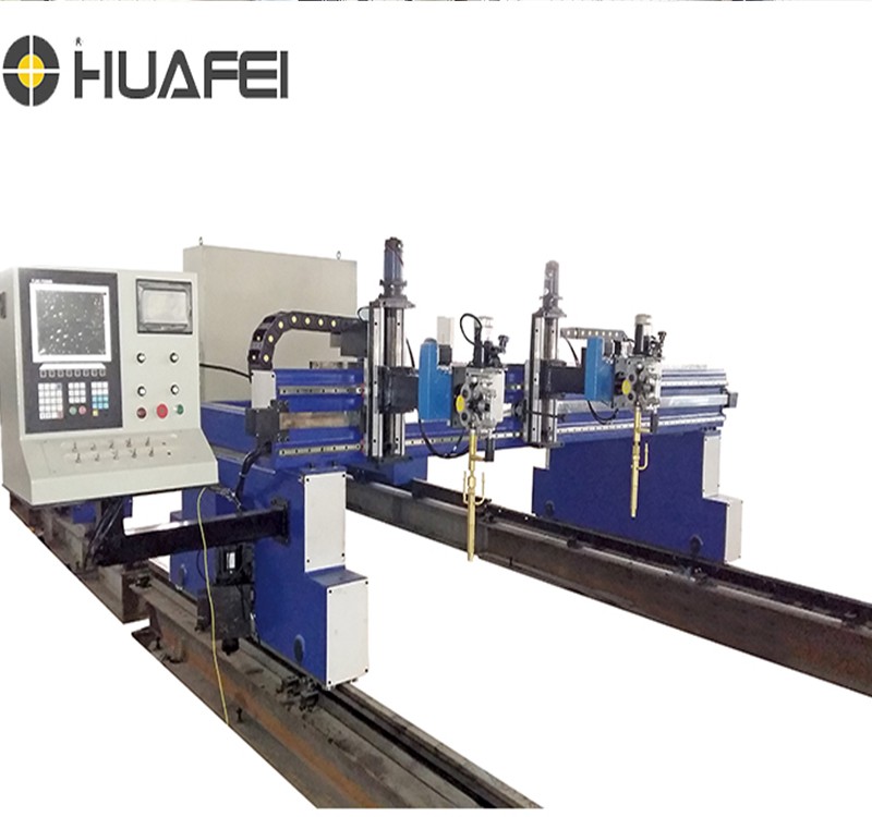 耐磨板堆焊專(zhuān)機(jī)