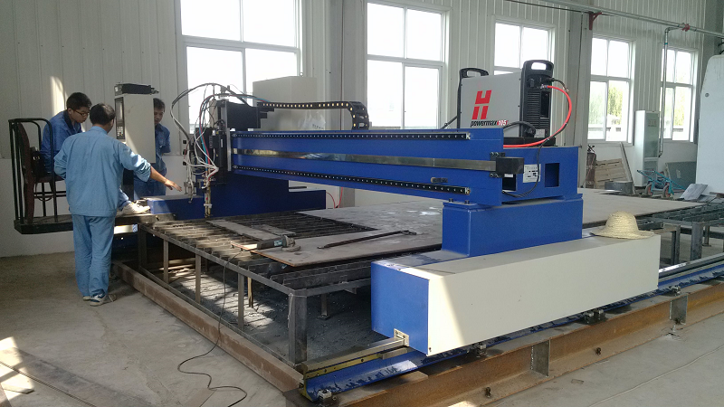 龍門式切割機(jī) 龍門式切割機(jī)